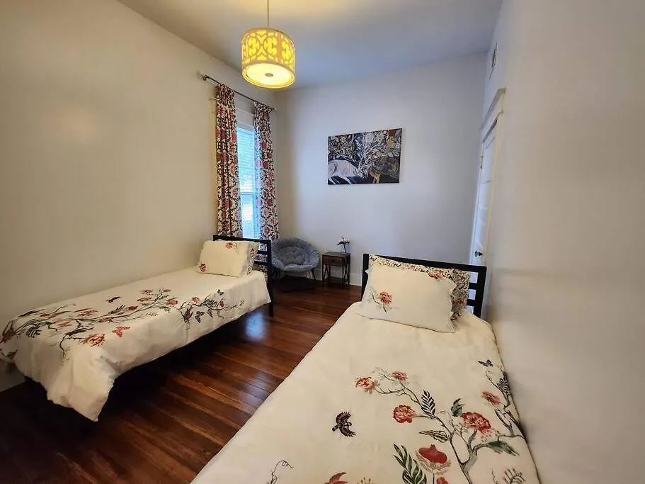 Overton Square - Spacious & Central Memphis Holiday home